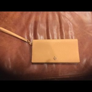 Tory Burch wristlet wallet -